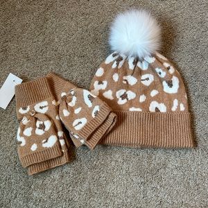 Loft Leopard Print Beanie and Gloves